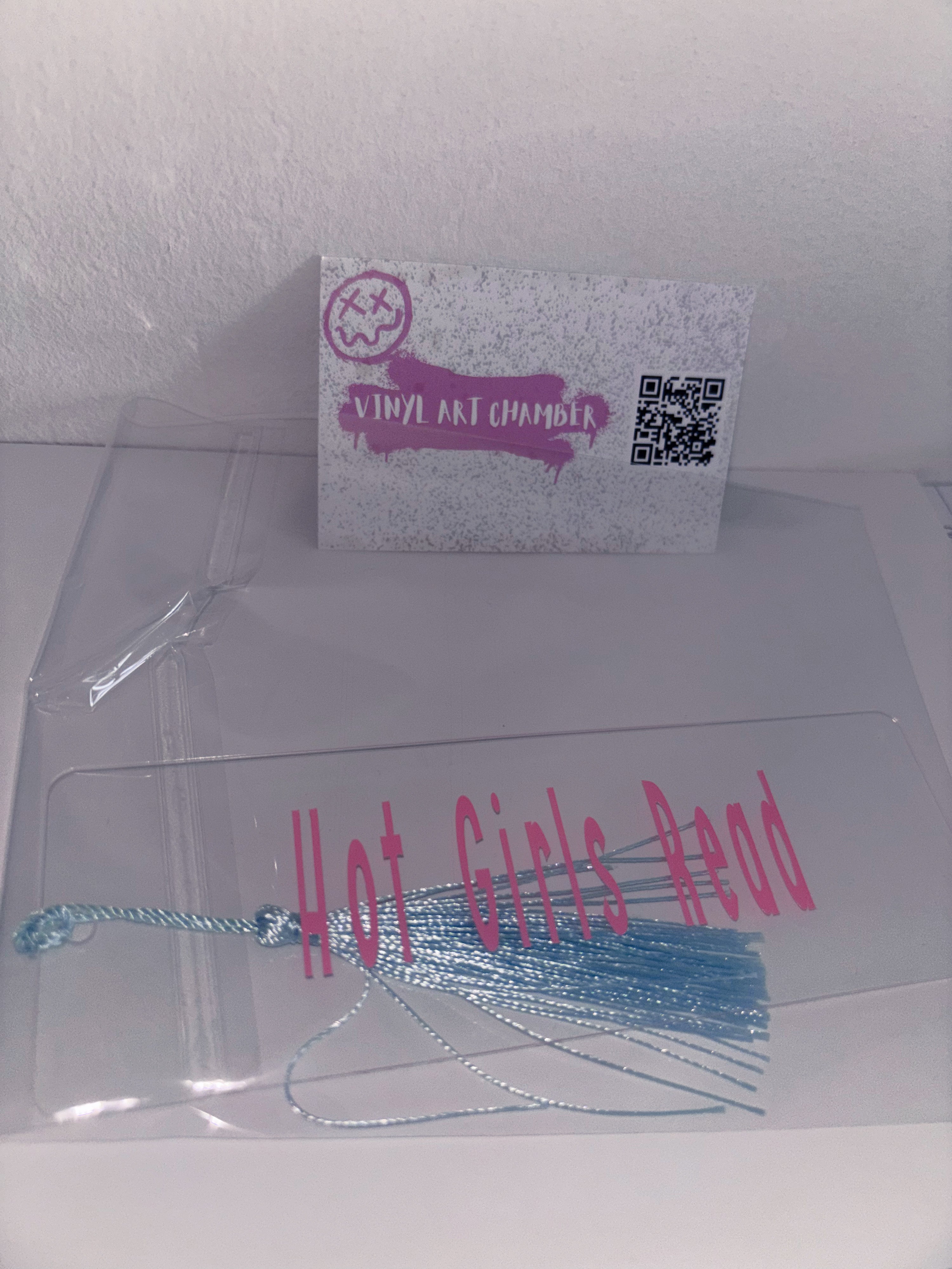 Acrylic Hot Girls Read Bookmark - Pink With Blue Tassel