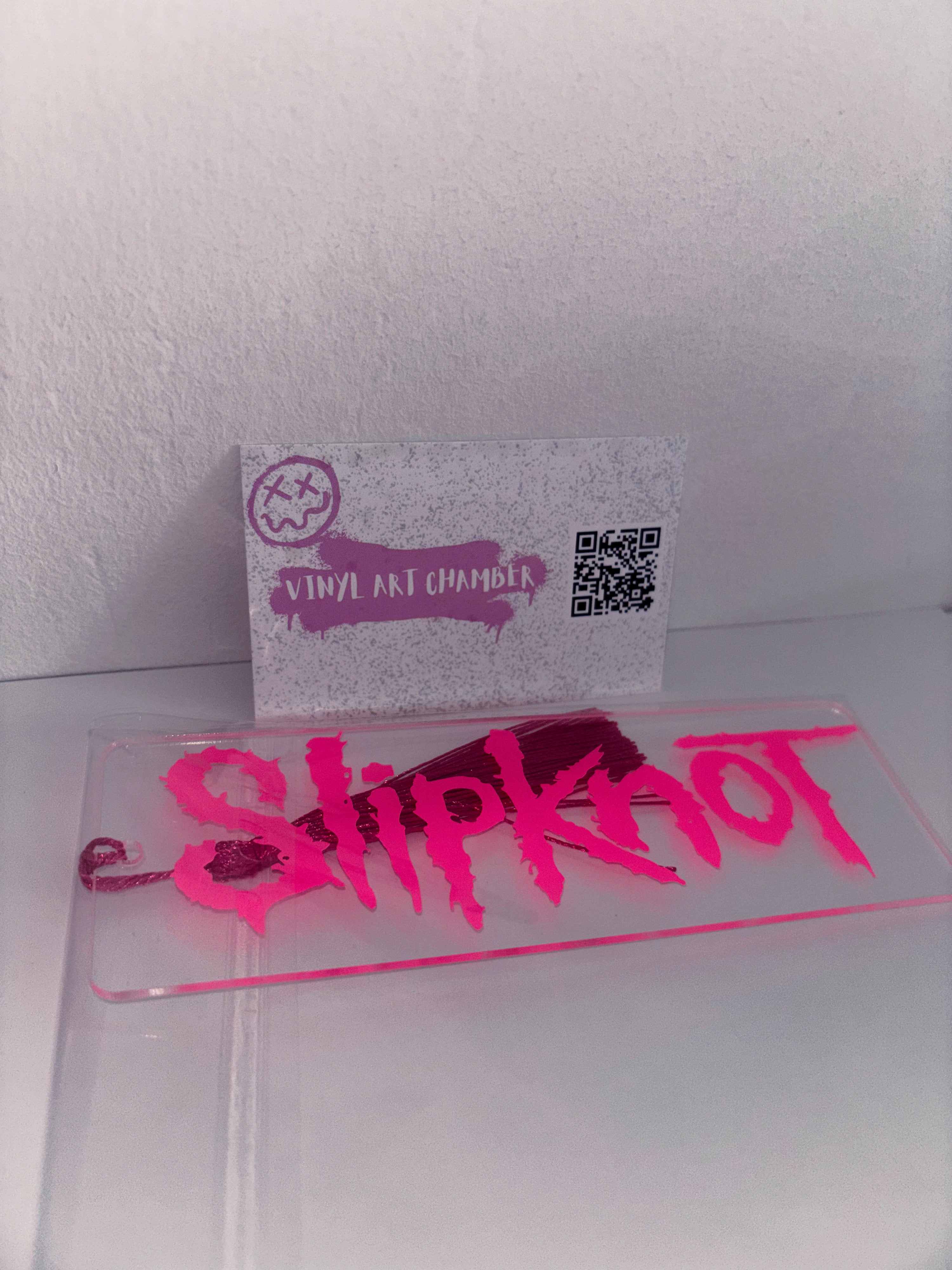 Acrylic Slipknot Bookmark - Pink