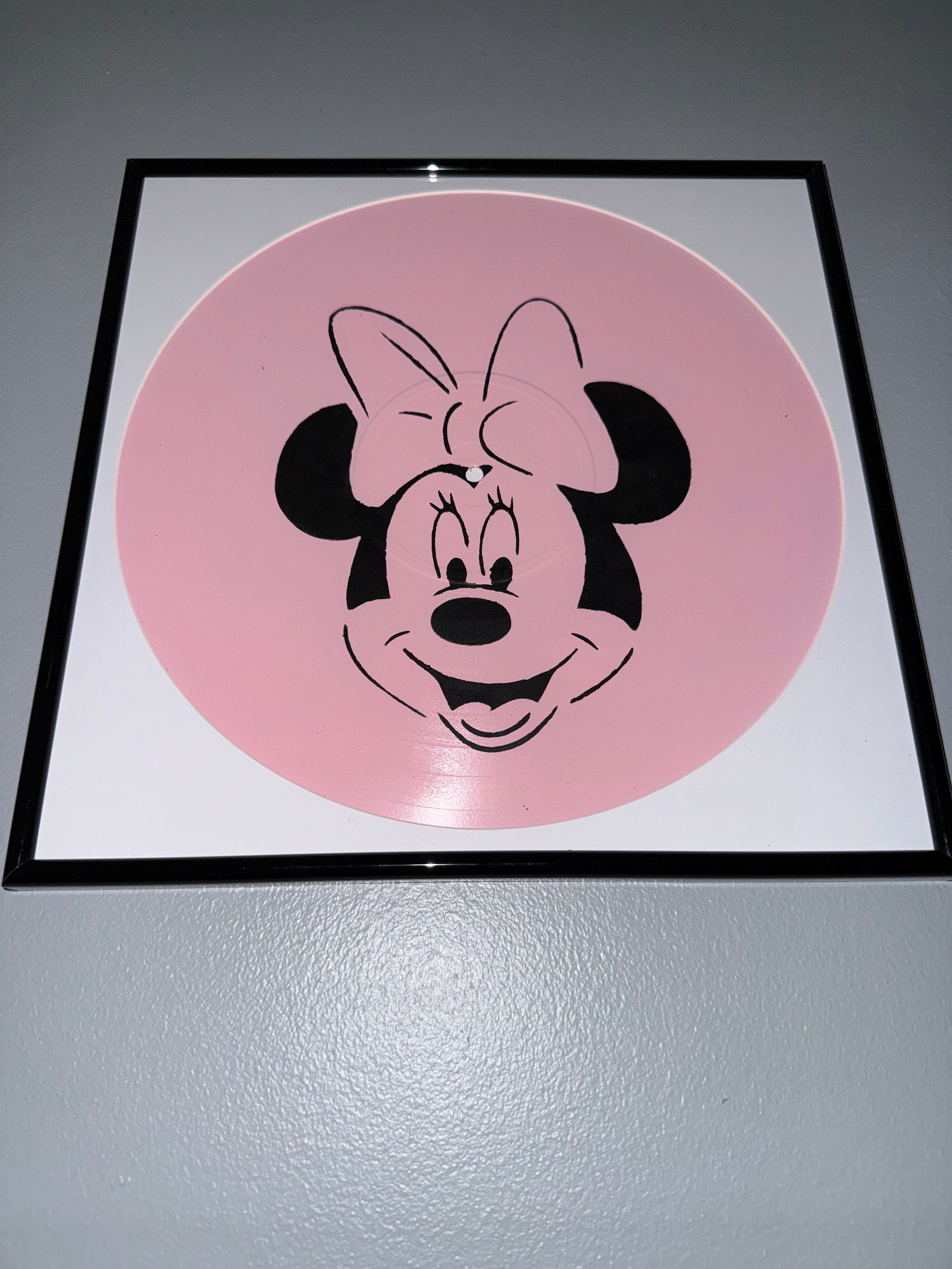 33) Minnie Mouse Framed Vinyl Art 12”