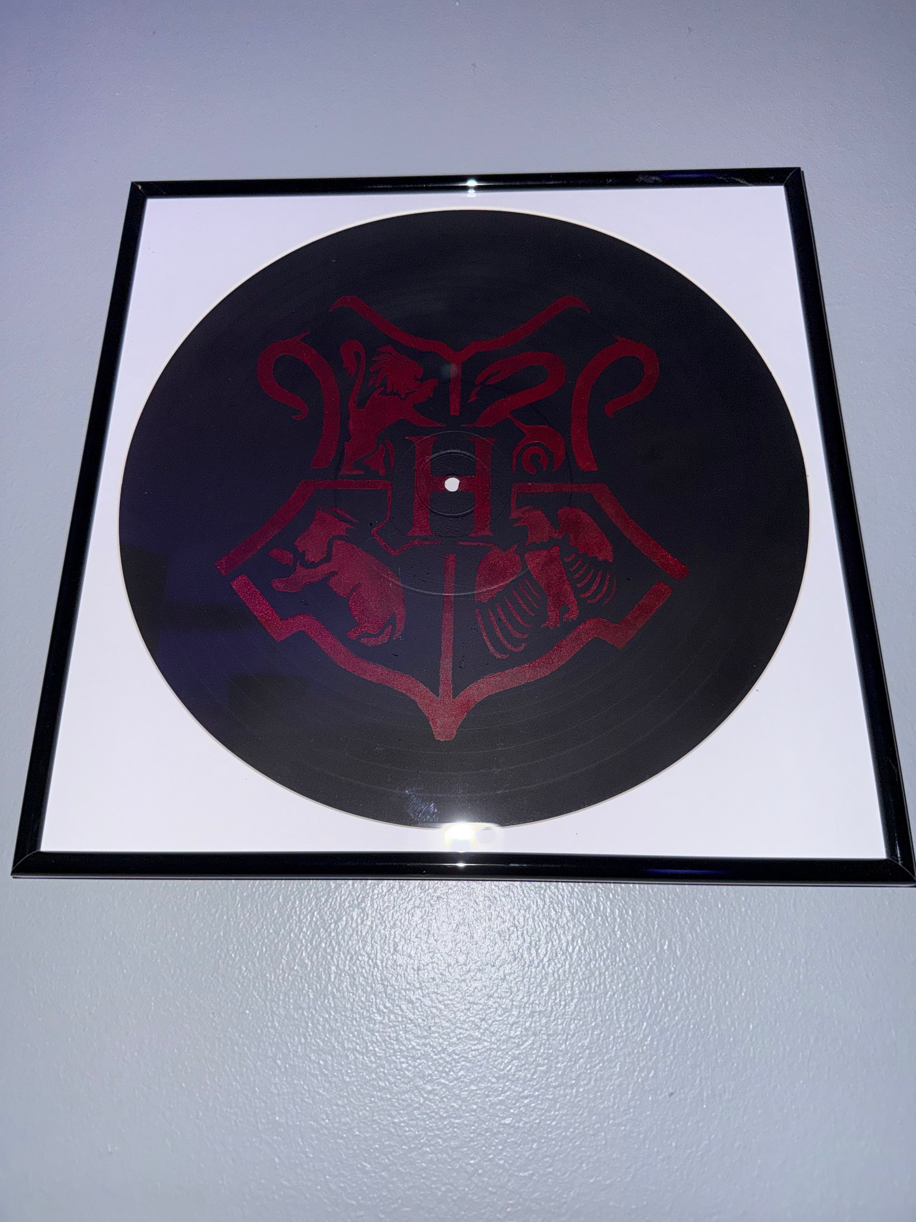 41) Red Hogwarts Crest Framed Vinyl Art 12"